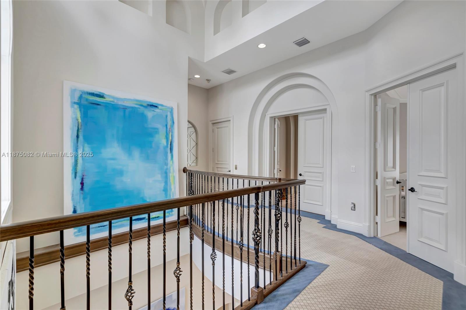 ISLAND ESTATES - Residential