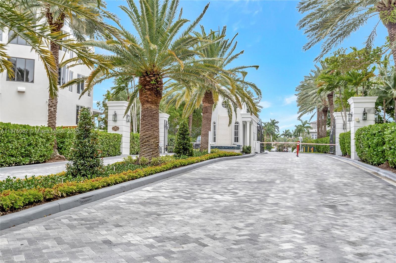 ISLAND ESTATES - Residential