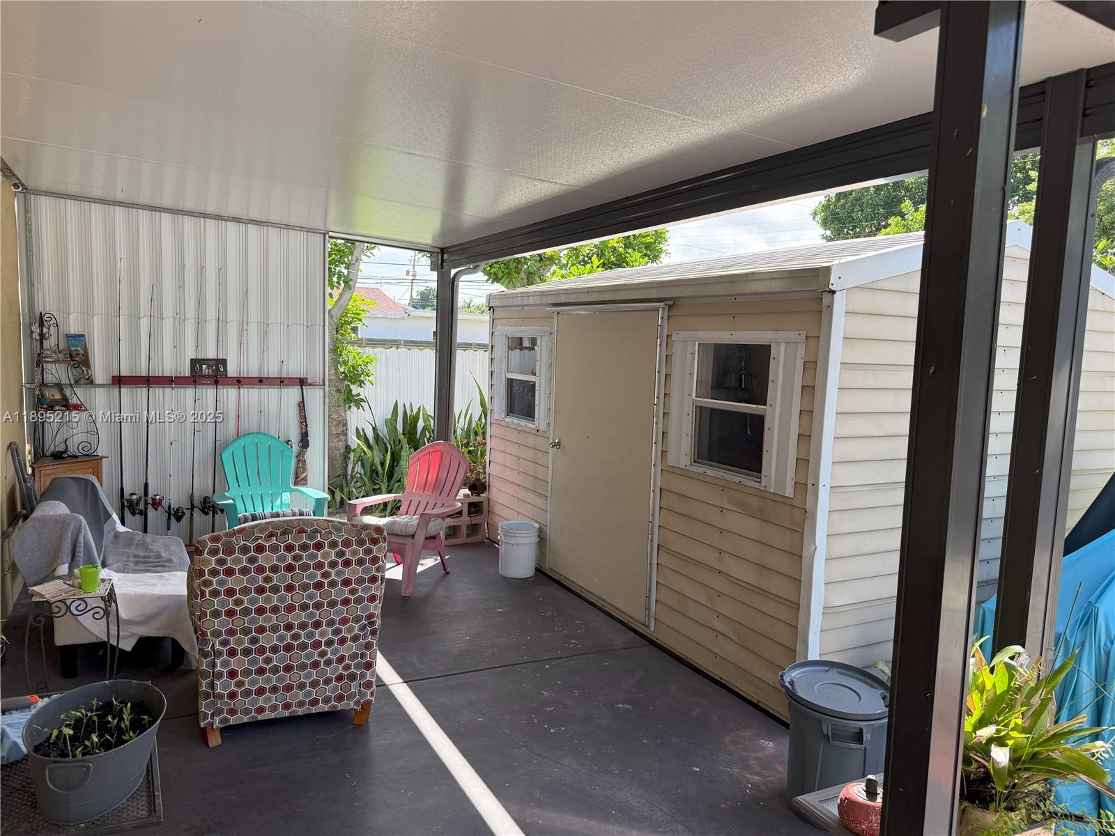 SOUTH HOLLYWOOD AMD PLAT - Residential