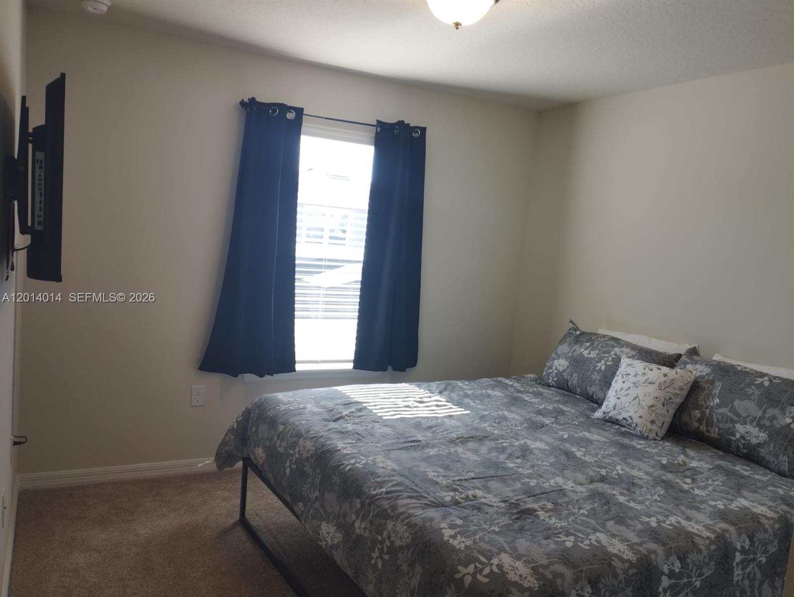 WINDSOR CAY PHASE 1 PB 80 - Residential