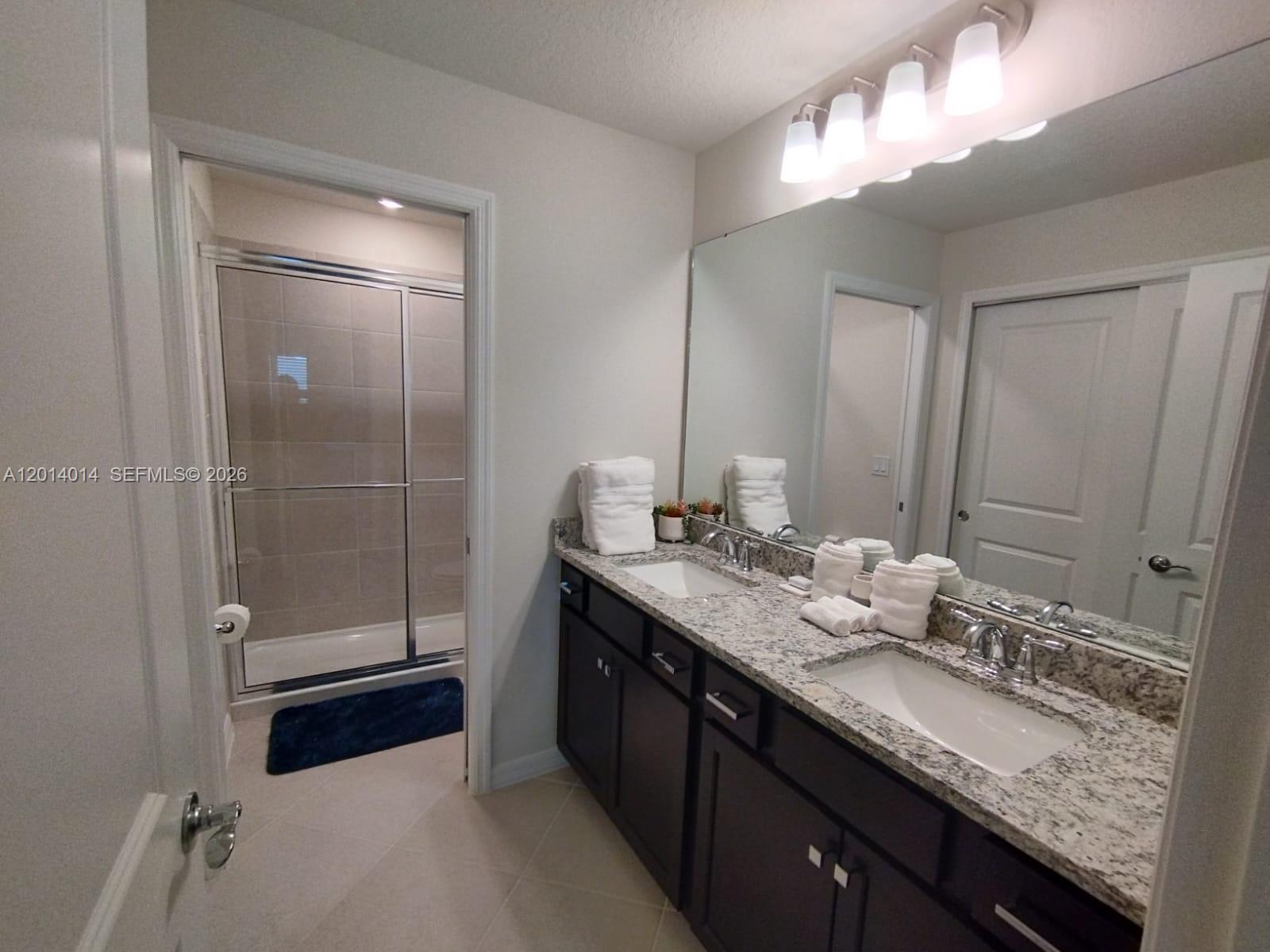 WINDSOR CAY PHASE 1 PB 80 - Residential