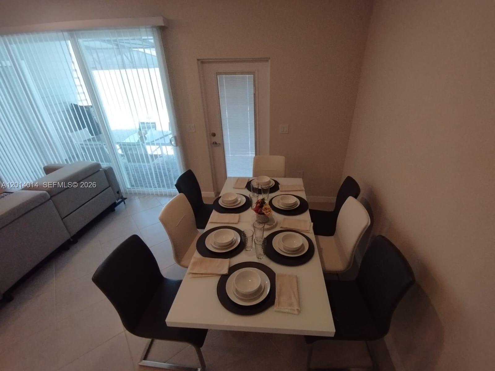 WINDSOR CAY PHASE 1 PB 80 - Residential