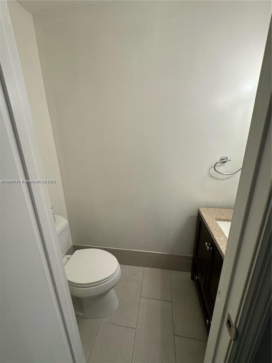 PEMBROKE LAKES SOUTH - Residential