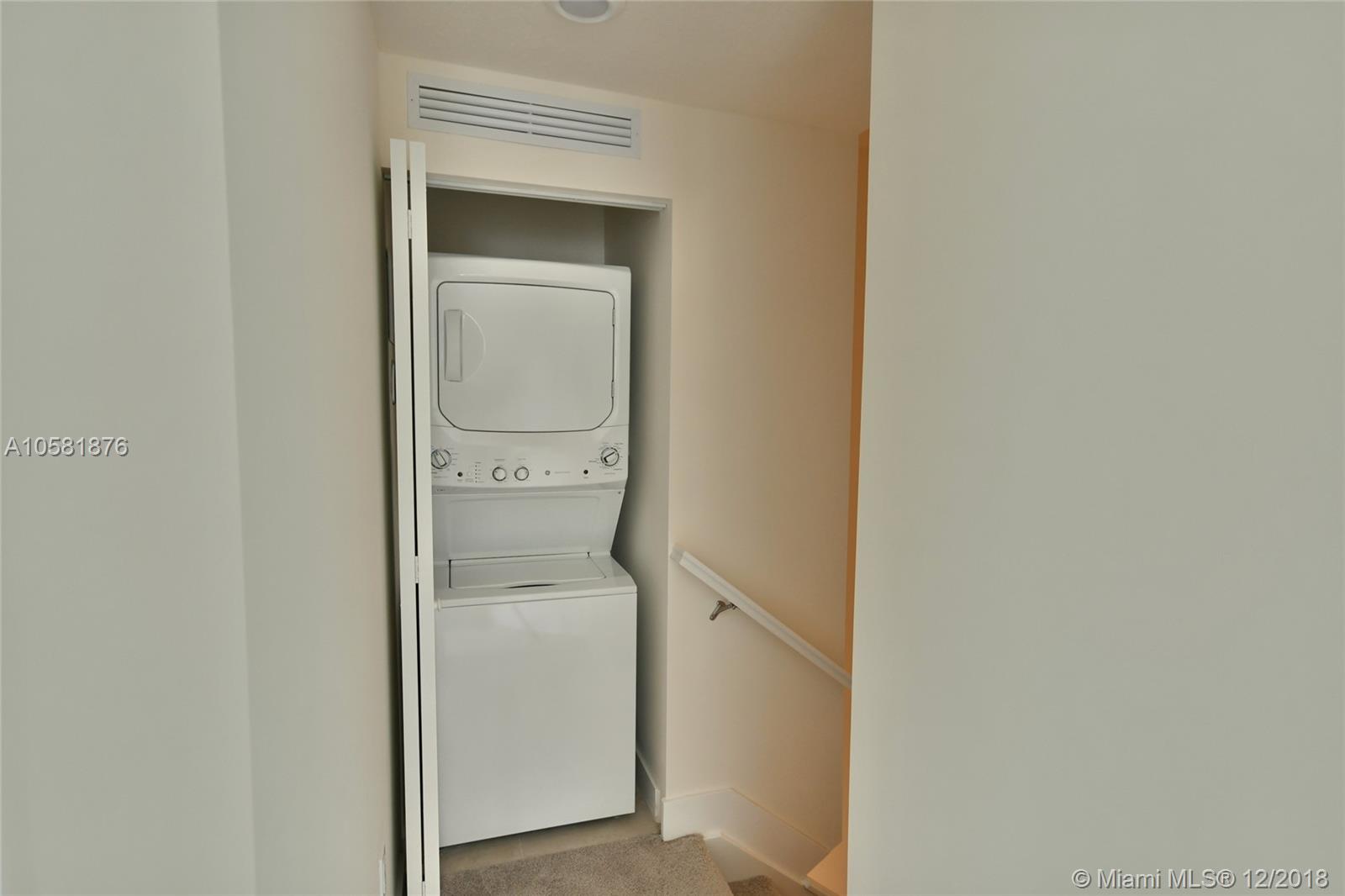 Urbana - Residential Lease