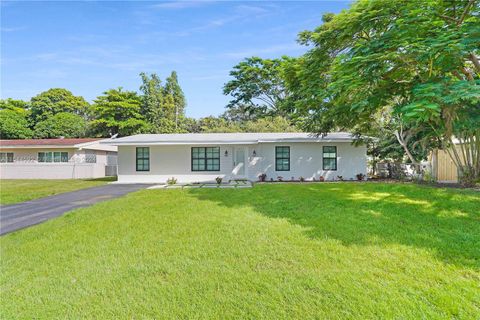 1661 SW 32nd Ct, Fort Lauderdale, FL 33315 - MLS#: A11544592