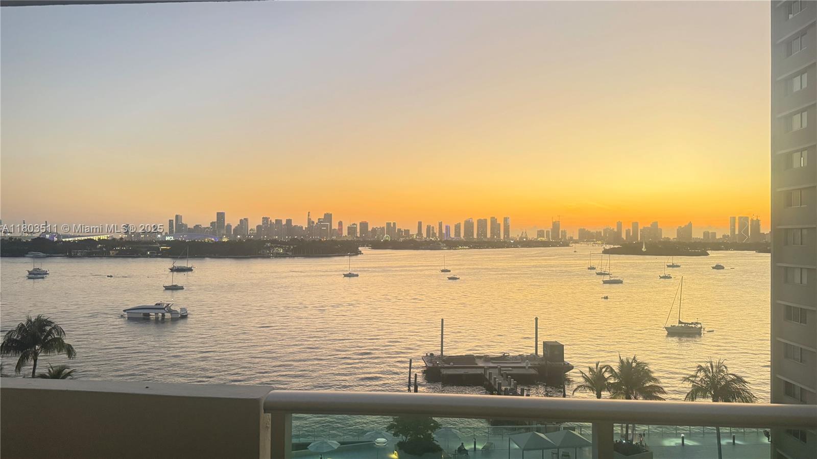 MIRADOR 1200 CONDO - Residential