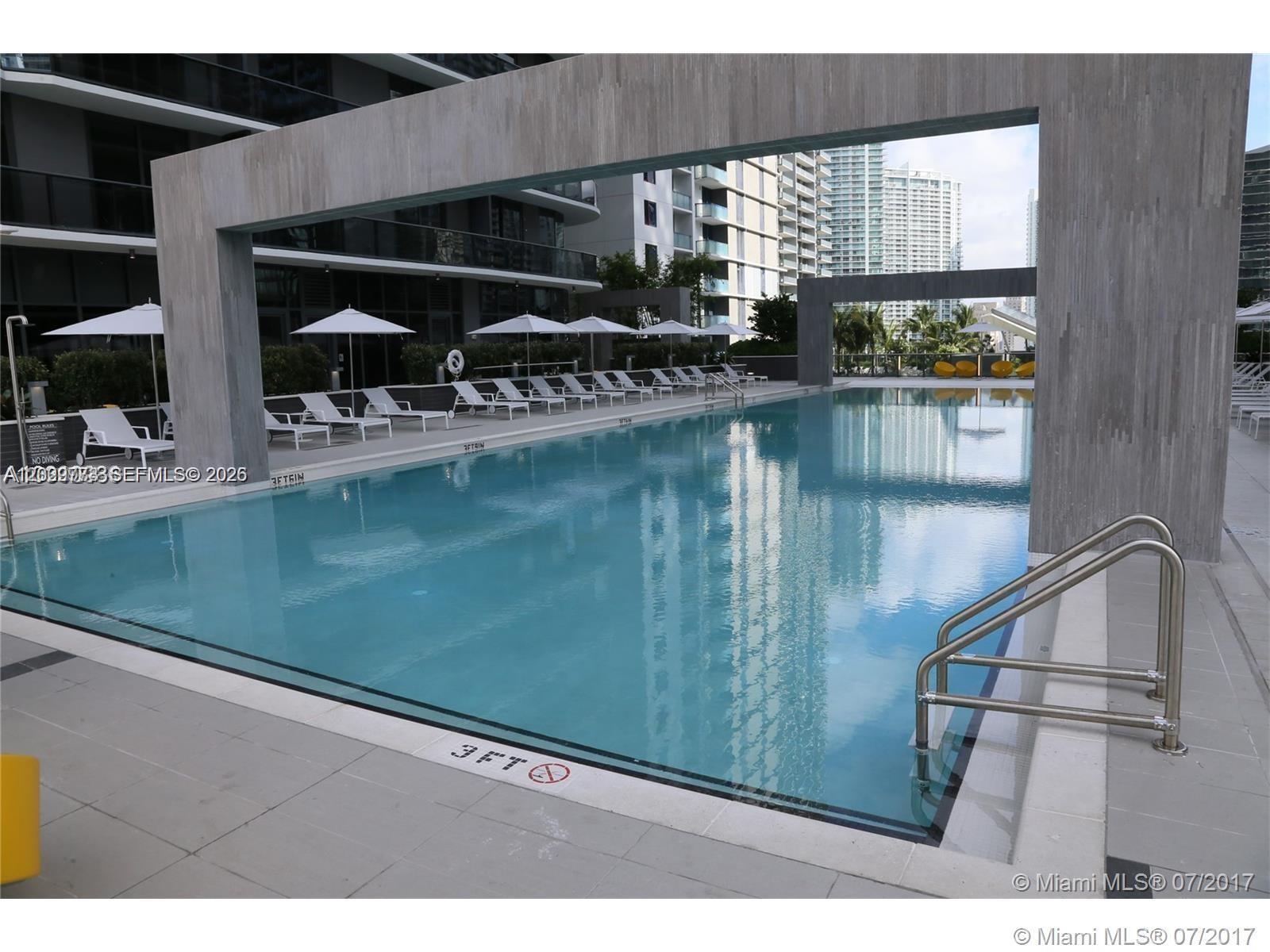 55 SW 9th St 3409