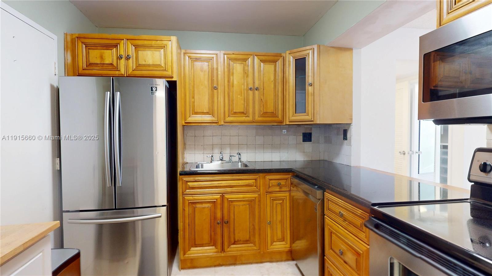 OLYMPUS CONDO - Residential