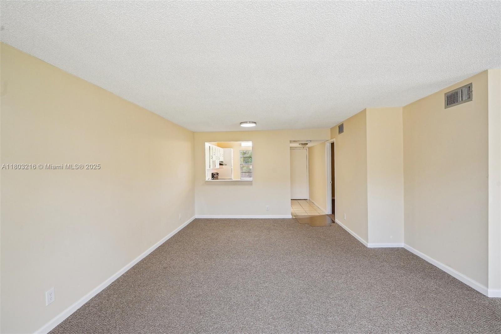 LAS VISTAS P-R IN INVERRA - Residential