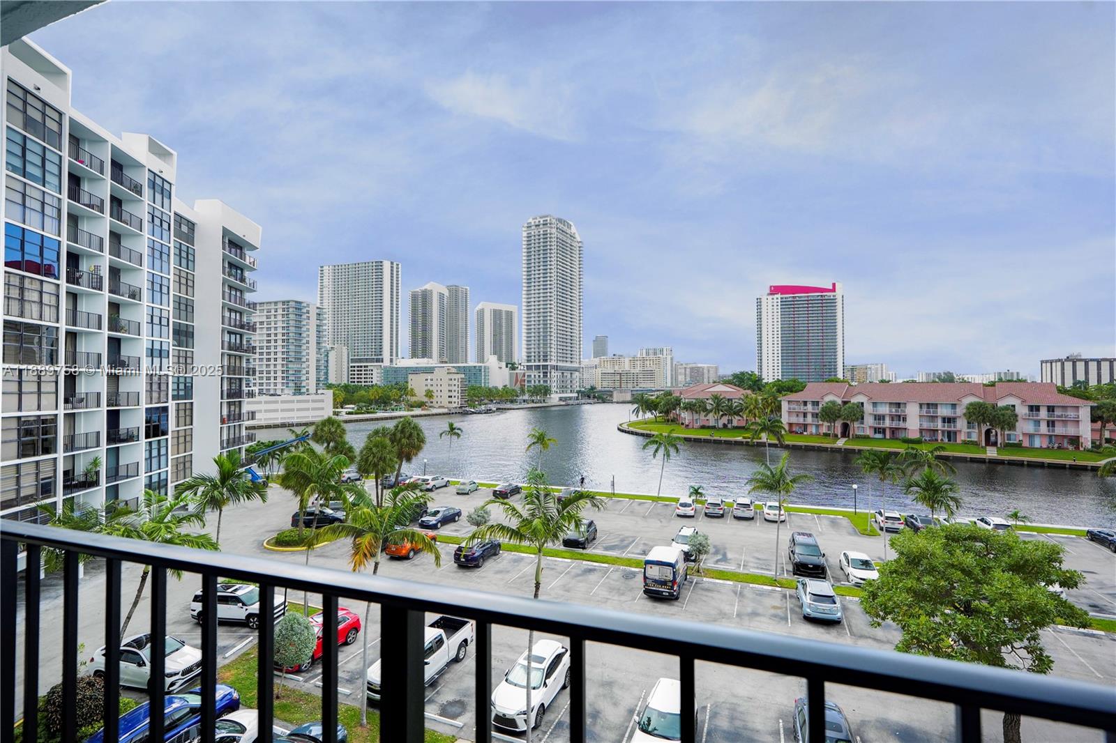 200 LESLIE CONDO - Residential Lease