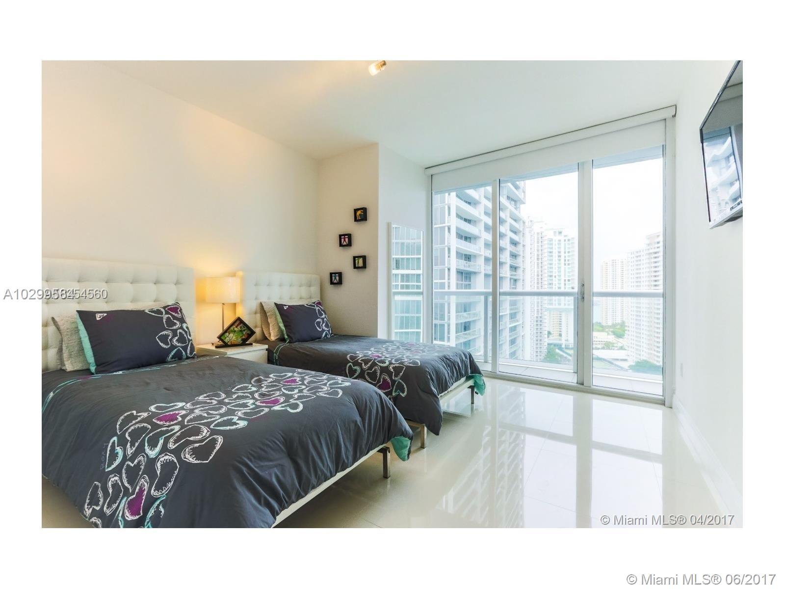 ICON BRICKELL CONDO NO 3 - Residential Lease