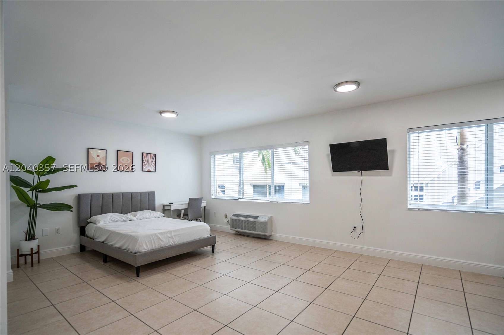6971 Carlyle Ave 107