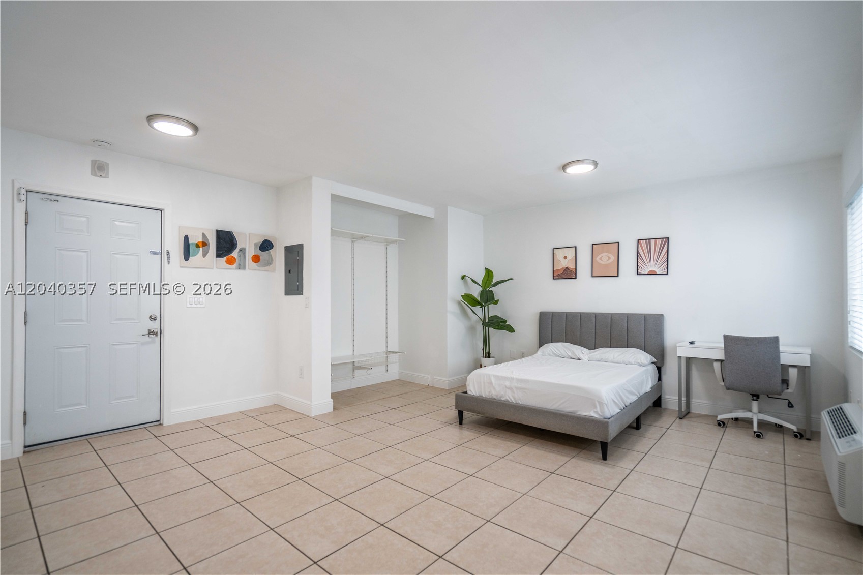 6971 Carlyle Ave 107