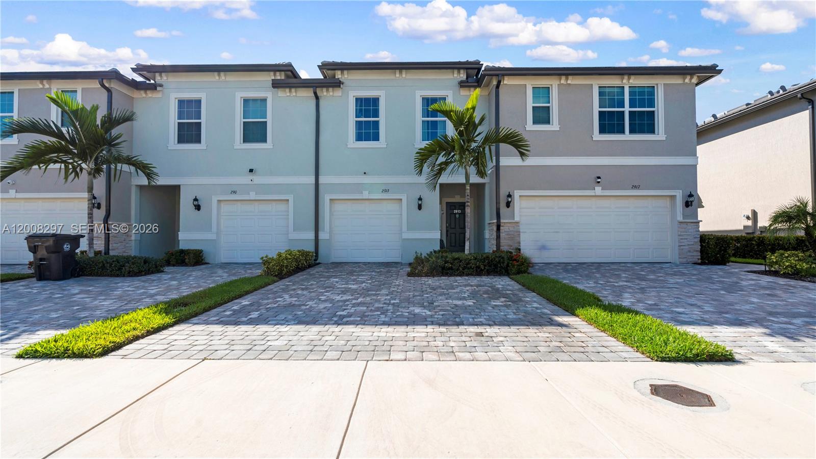 SOMERSET PLAZA - Residential