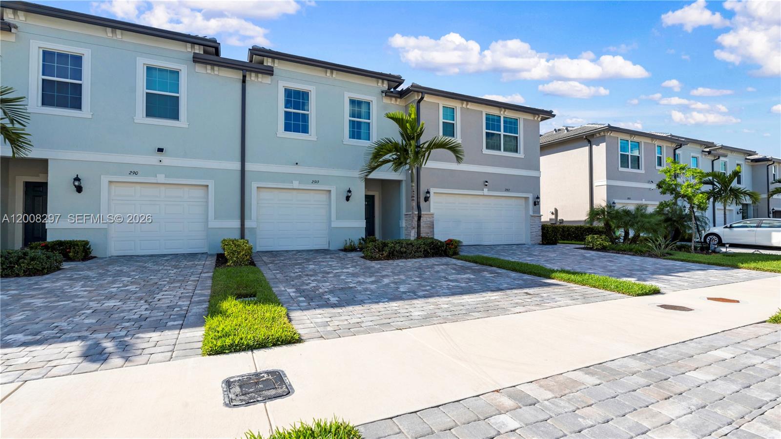 SOMERSET PLAZA - Residential