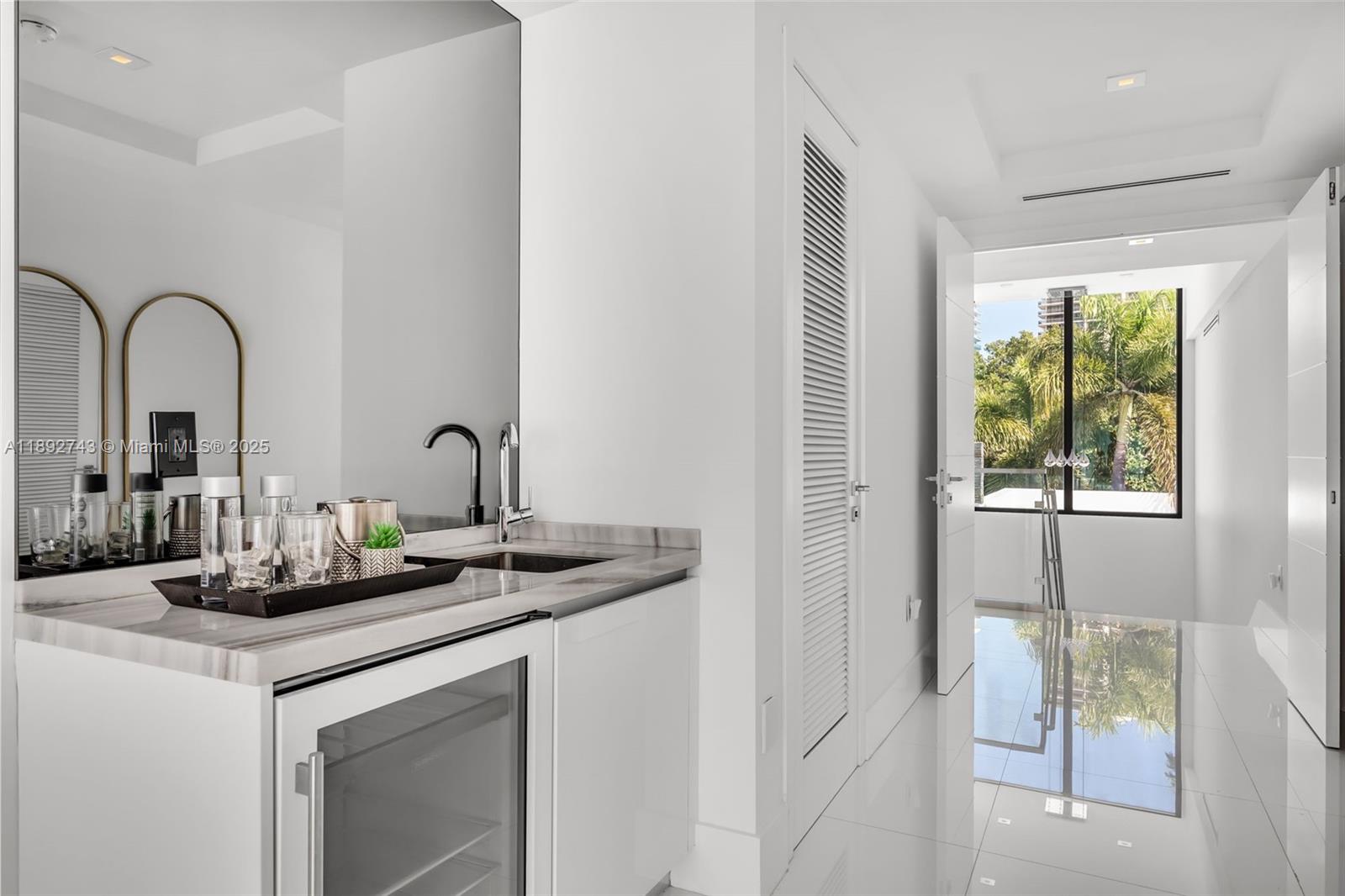 BAL HARBOUR RESIDENTIAL S - Residential Lease