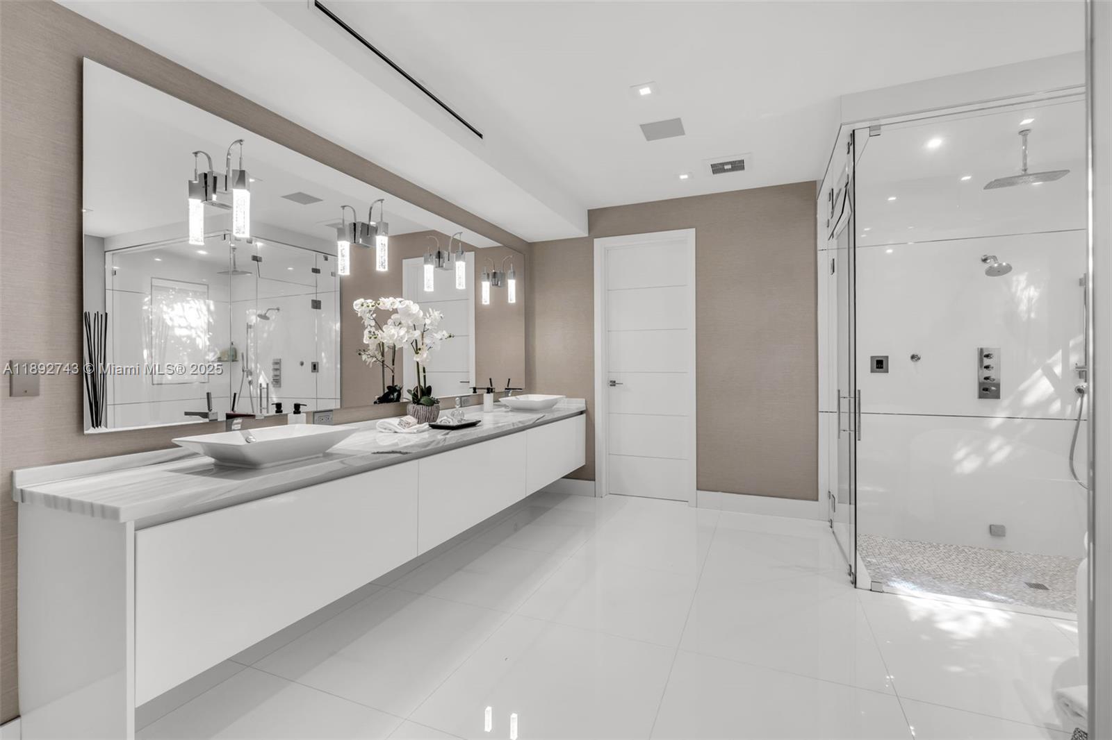 BAL HARBOUR RESIDENTIAL S - Residential Lease