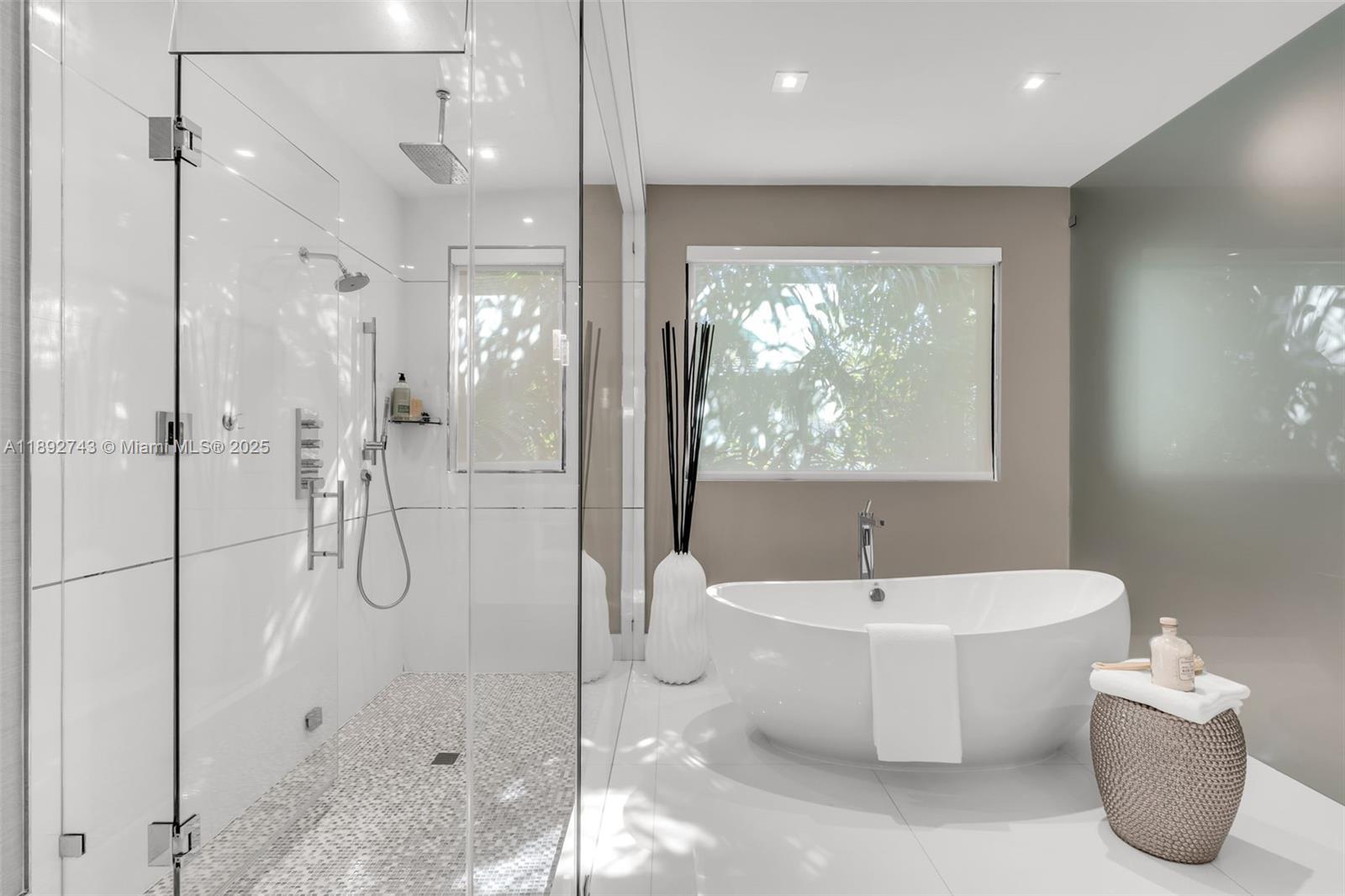 BAL HARBOUR RESIDENTIAL S - Residential Lease