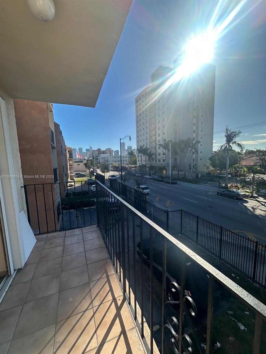 MIRAMAR TERRACE CONDO - Residential