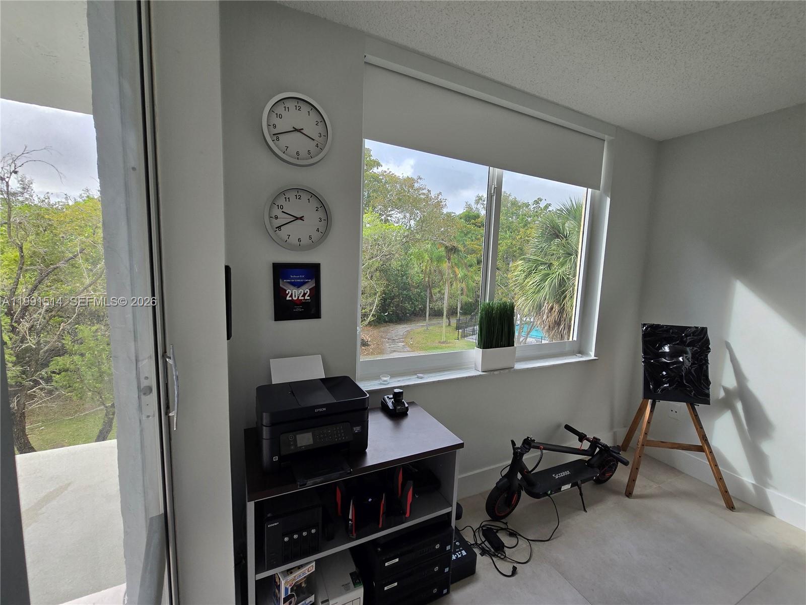 GREYNOLDS PARK CLUB CONDO - Residential