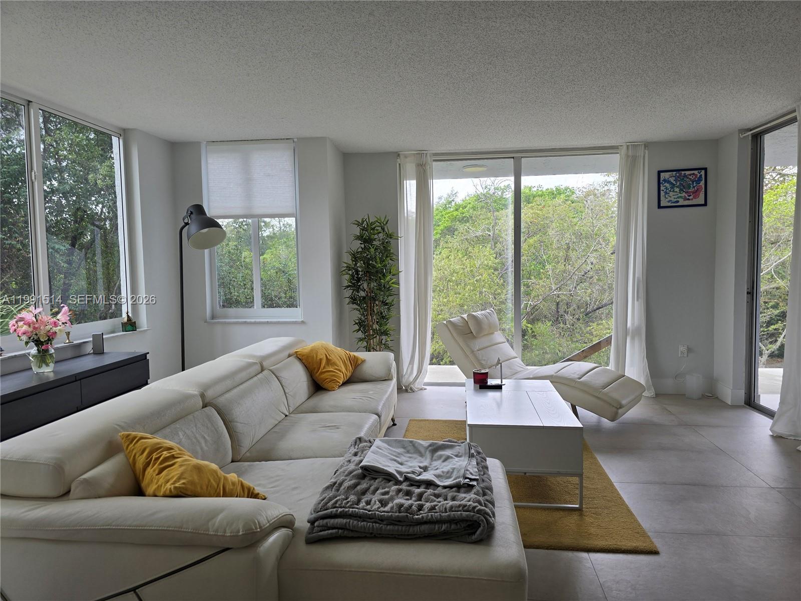 GREYNOLDS PARK CLUB CONDO - Residential