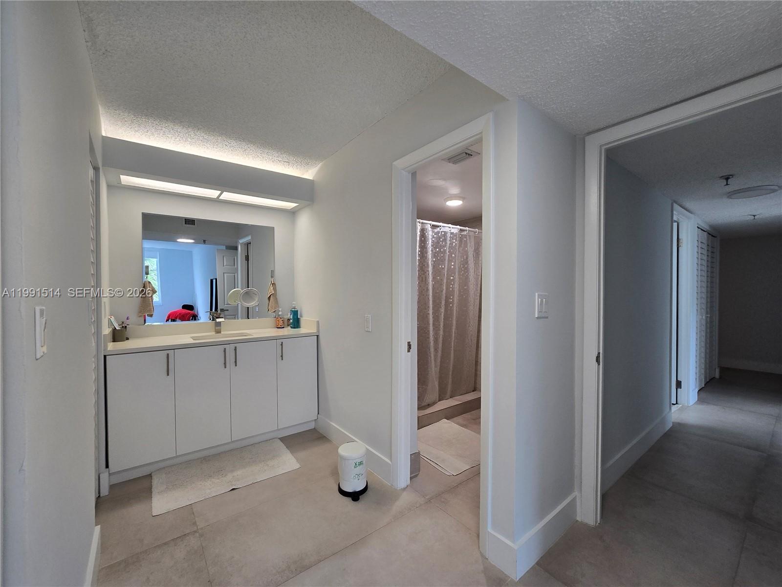 GREYNOLDS PARK CLUB CONDO - Residential