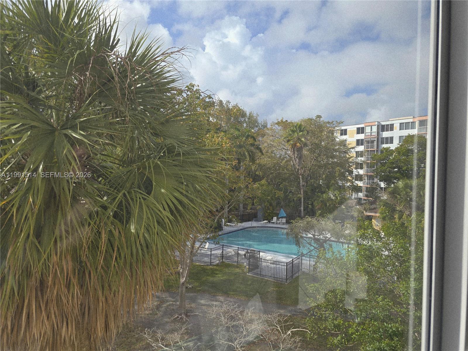 GREYNOLDS PARK CLUB CONDO - Residential