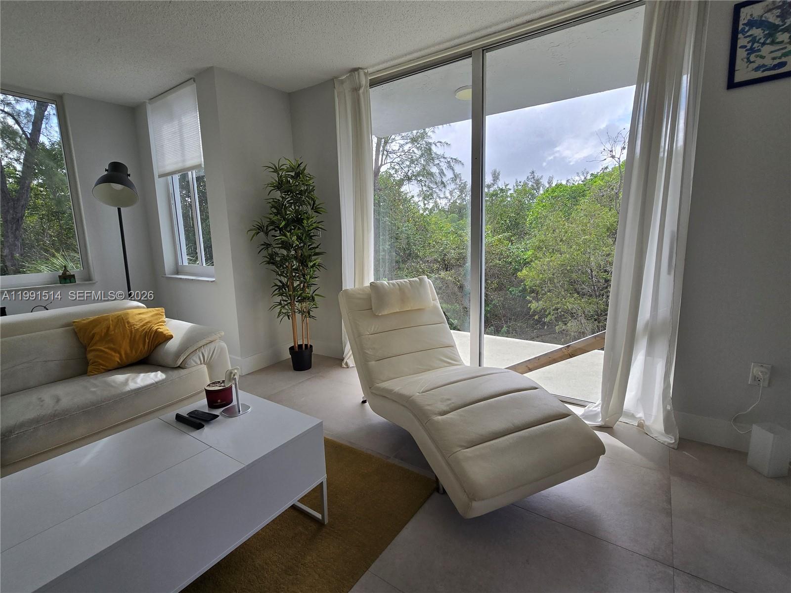 GREYNOLDS PARK CLUB CONDO - Residential