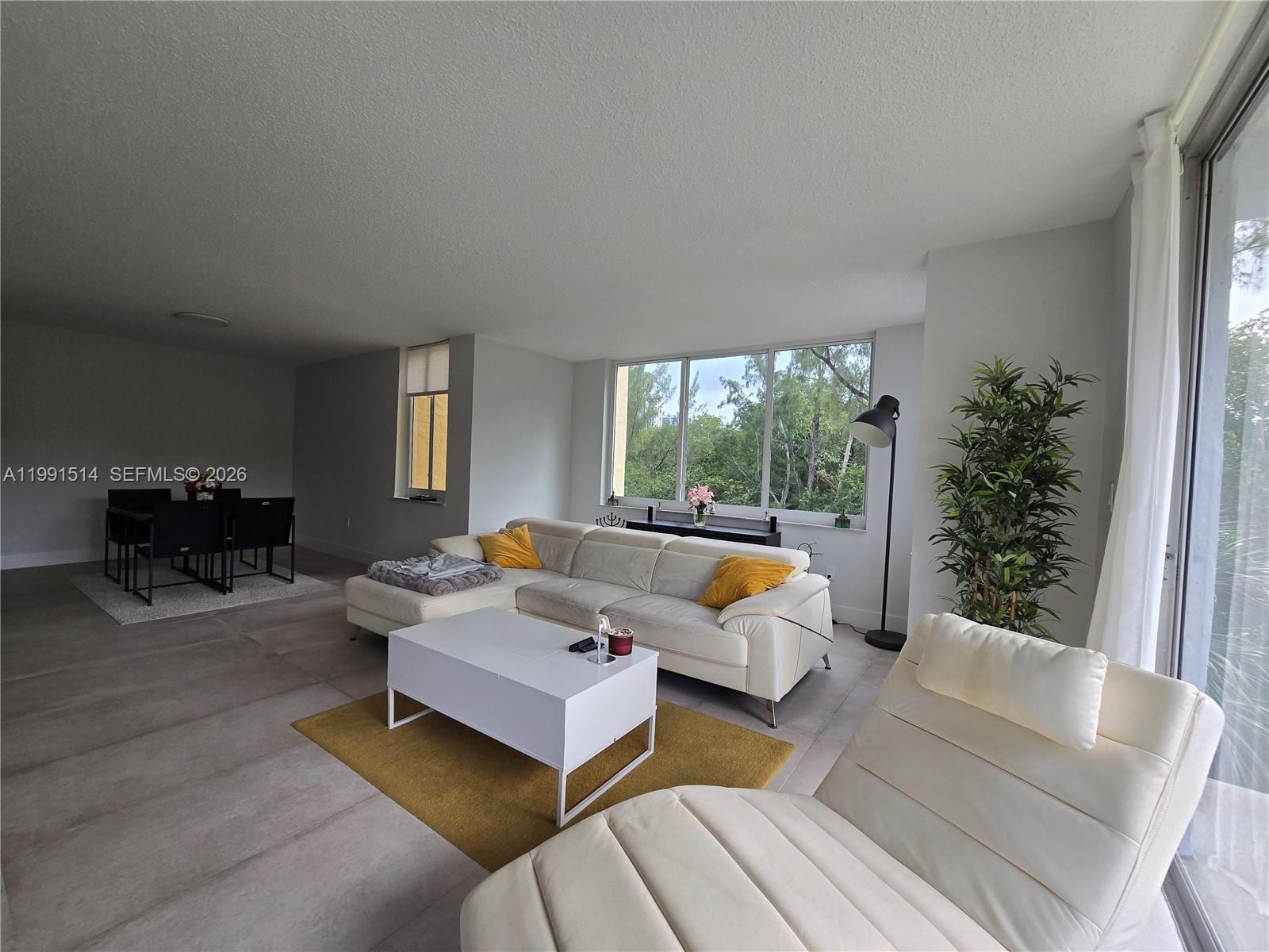 GREYNOLDS PARK CLUB CONDO - Residential