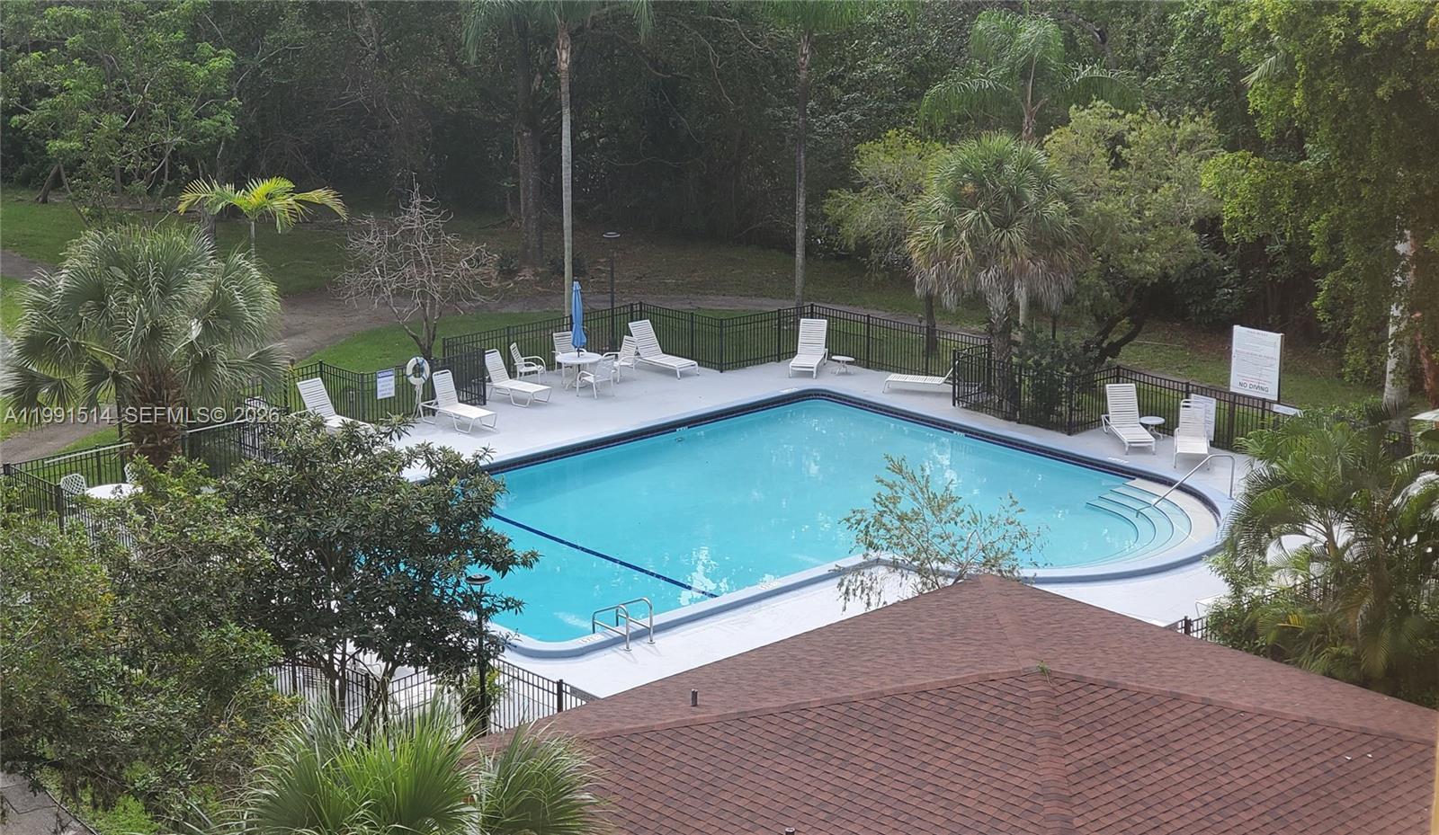 GREYNOLDS PARK CLUB CONDO - Residential