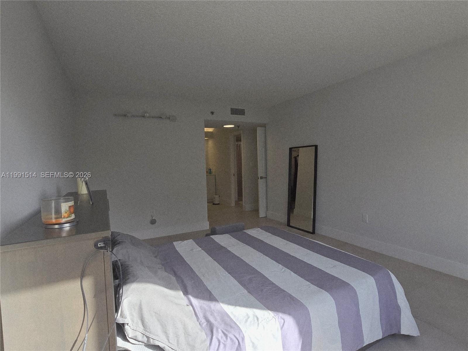 GREYNOLDS PARK CLUB CONDO - Residential