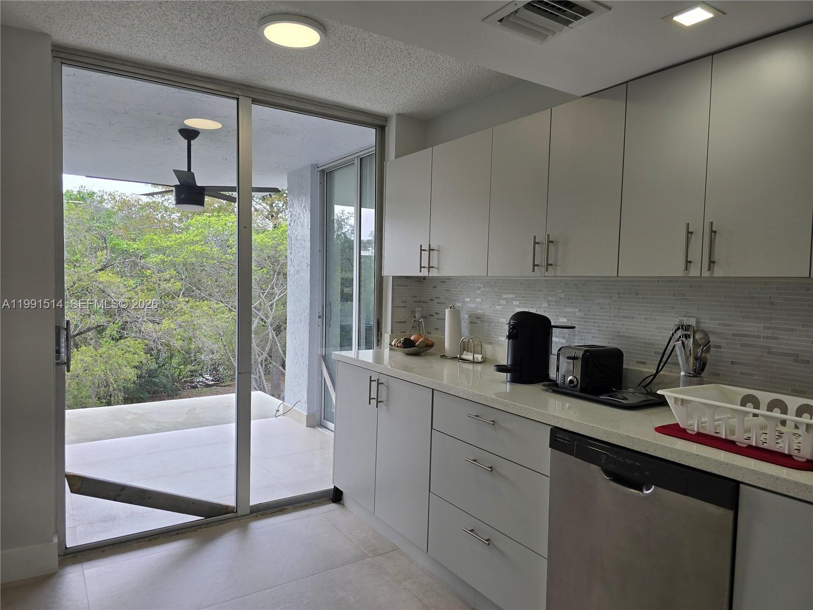 GREYNOLDS PARK CLUB CONDO - Residential