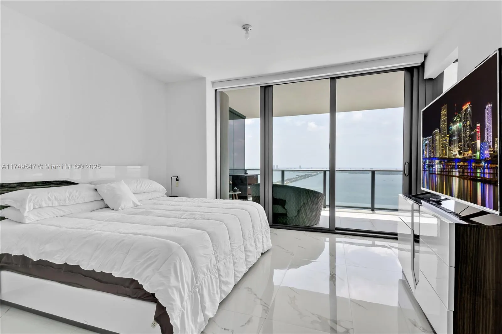Miami, Florida 33137, United States, 1 Bedroom Bedrooms, ,2 BathroomsBathrooms,Residential,Active,607
