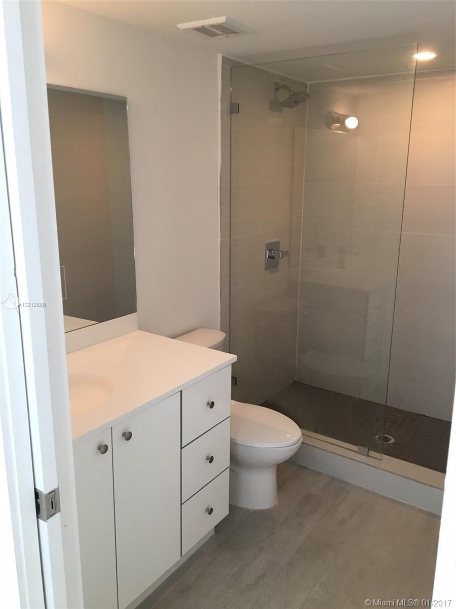 ERIKA SOBE - Residential Lease