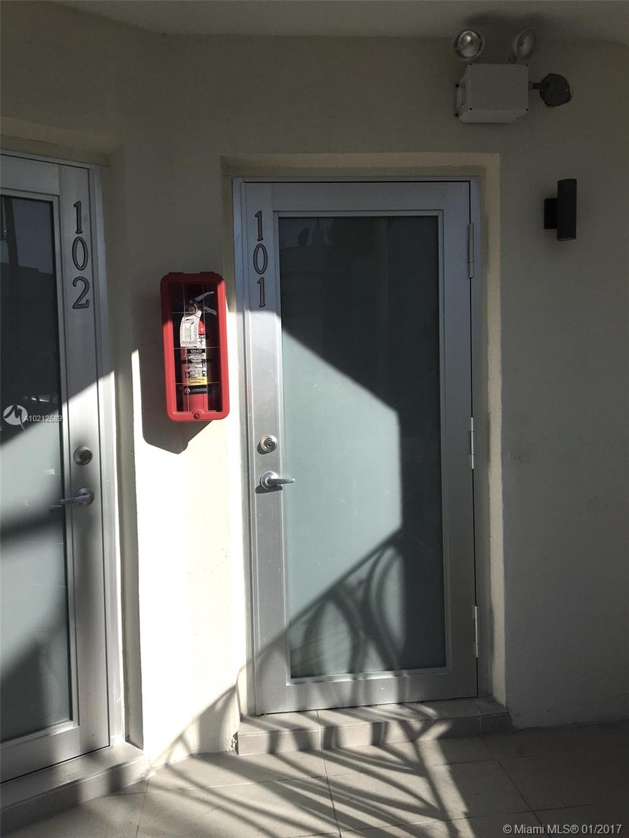 ERIKA SOBE - Residential Lease