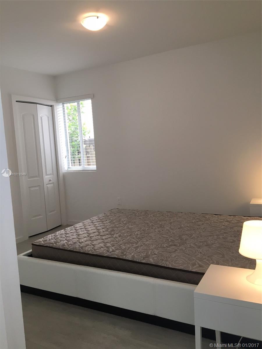 ERIKA SOBE - Residential Lease