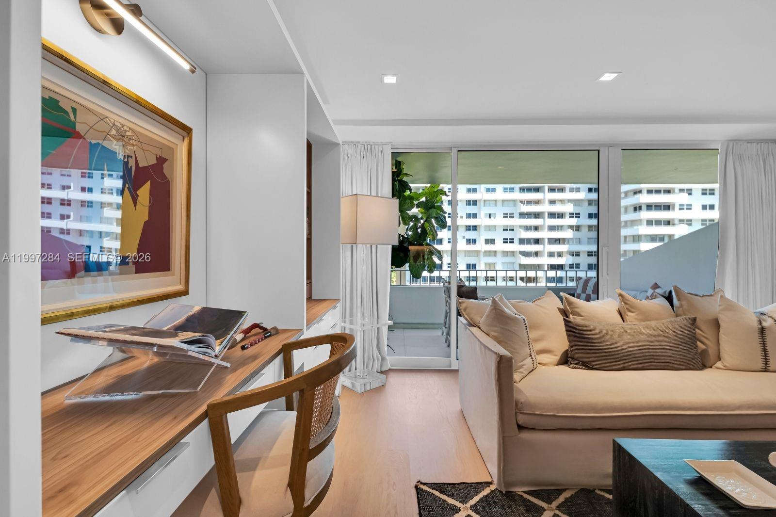 199 Ocean Lane Dr 602