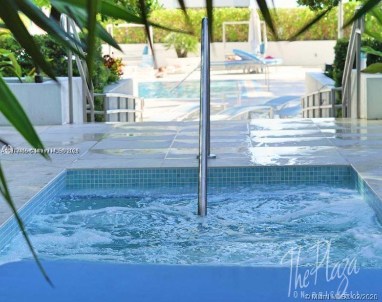 THE PLAZA 901 BRICKELL CO - Residential Lease