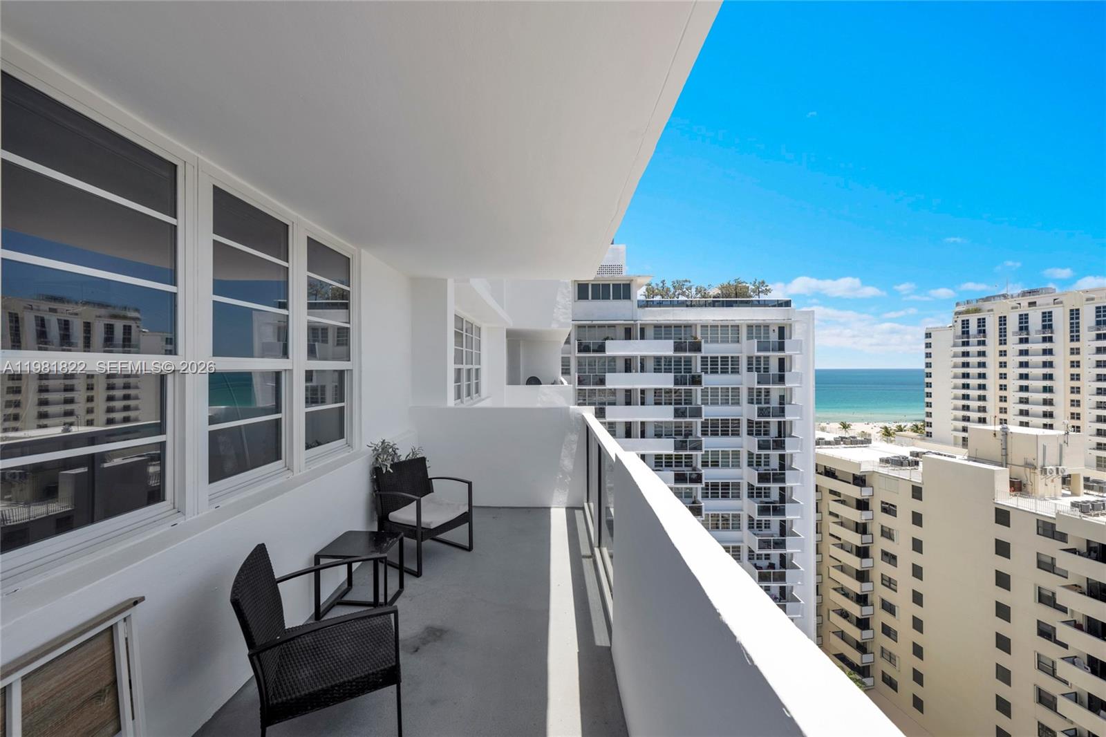 THE DECOPLAGE CONDO - Residential