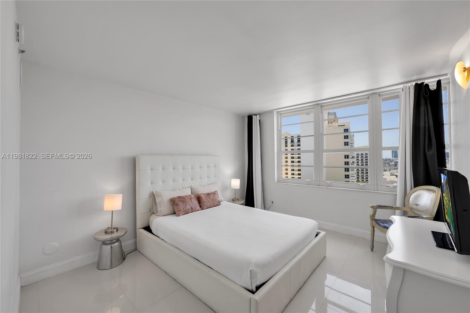 THE DECOPLAGE CONDO - Residential
