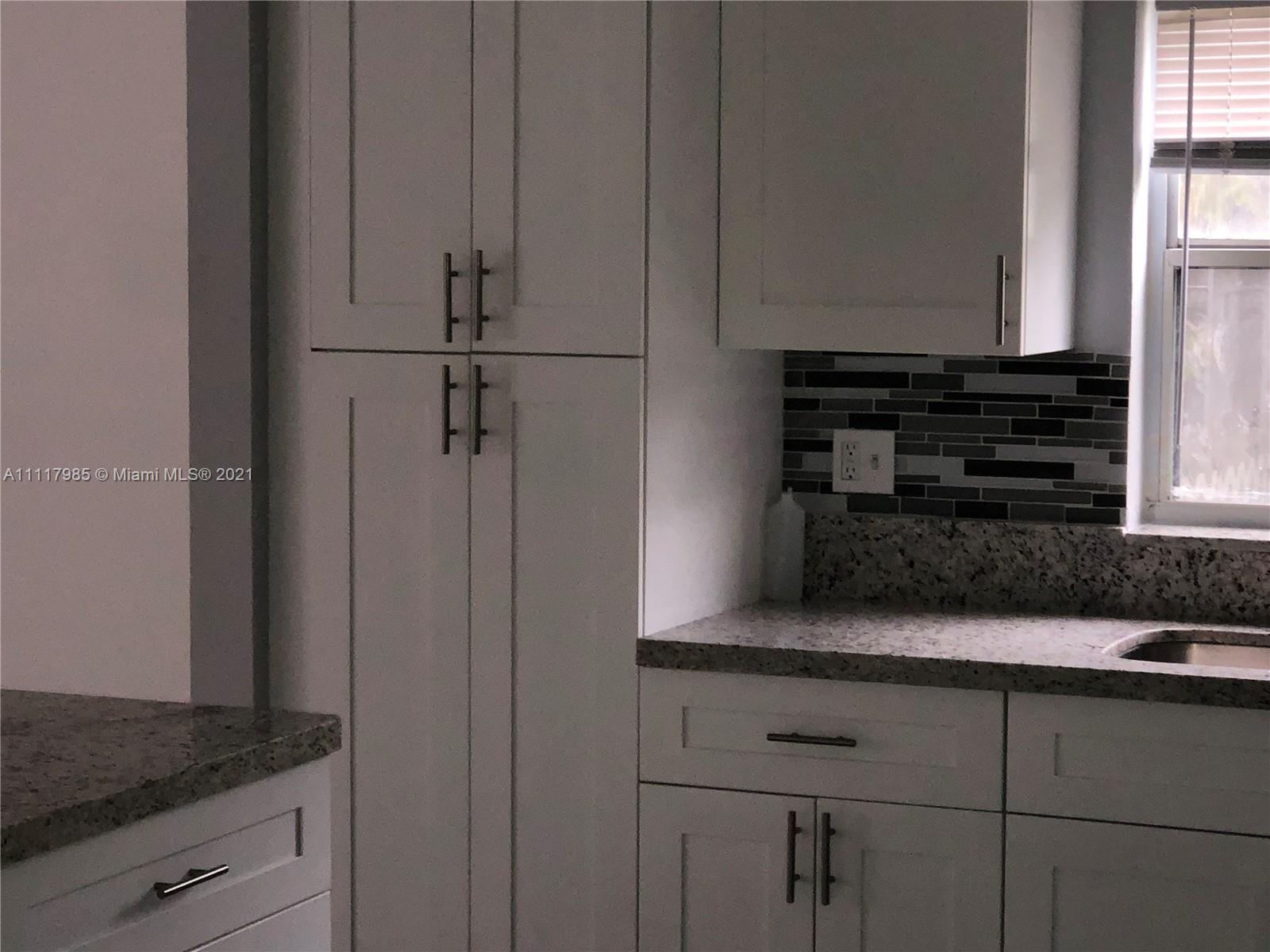 BANYAN ESTATES - Residential