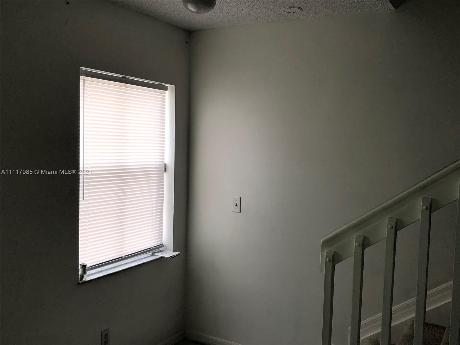 BANYAN ESTATES - Residential