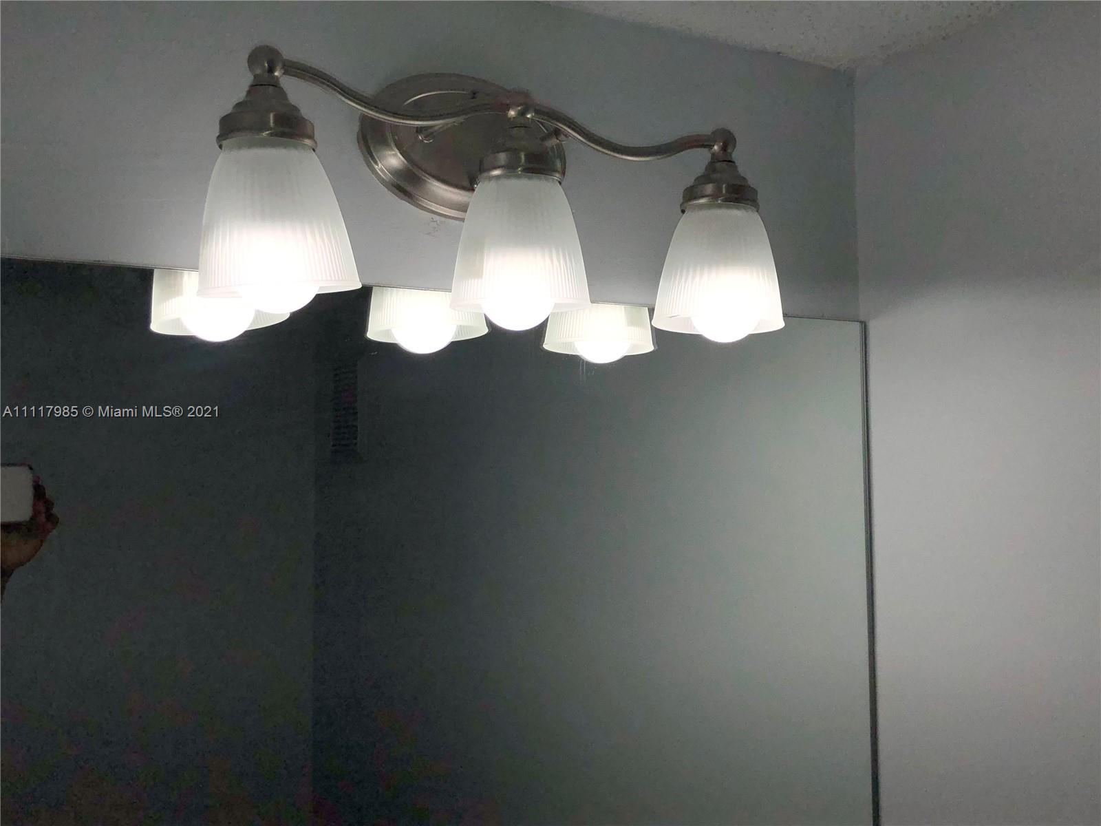 BANYAN ESTATES - Residential