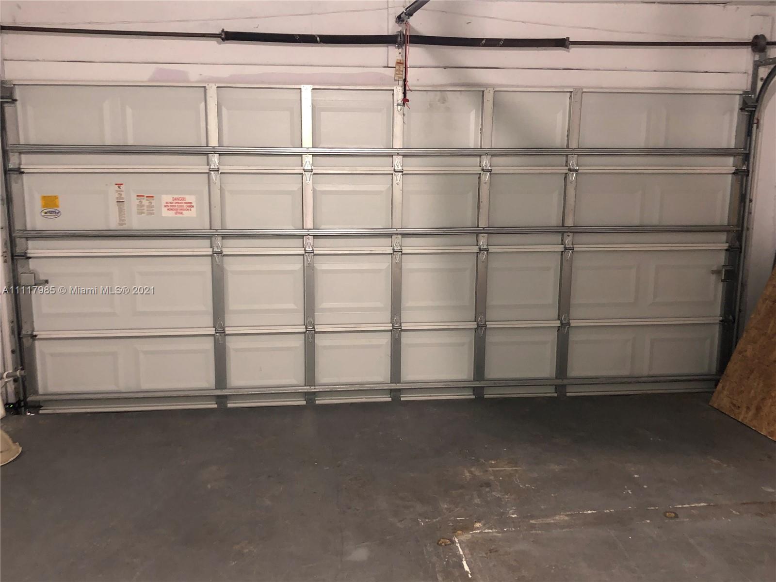 BANYAN ESTATES - Residential