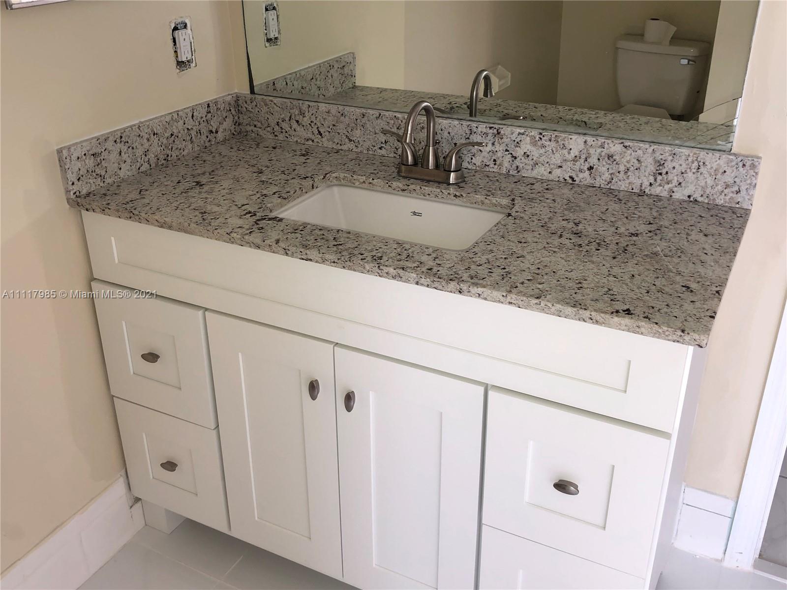 BANYAN ESTATES - Residential