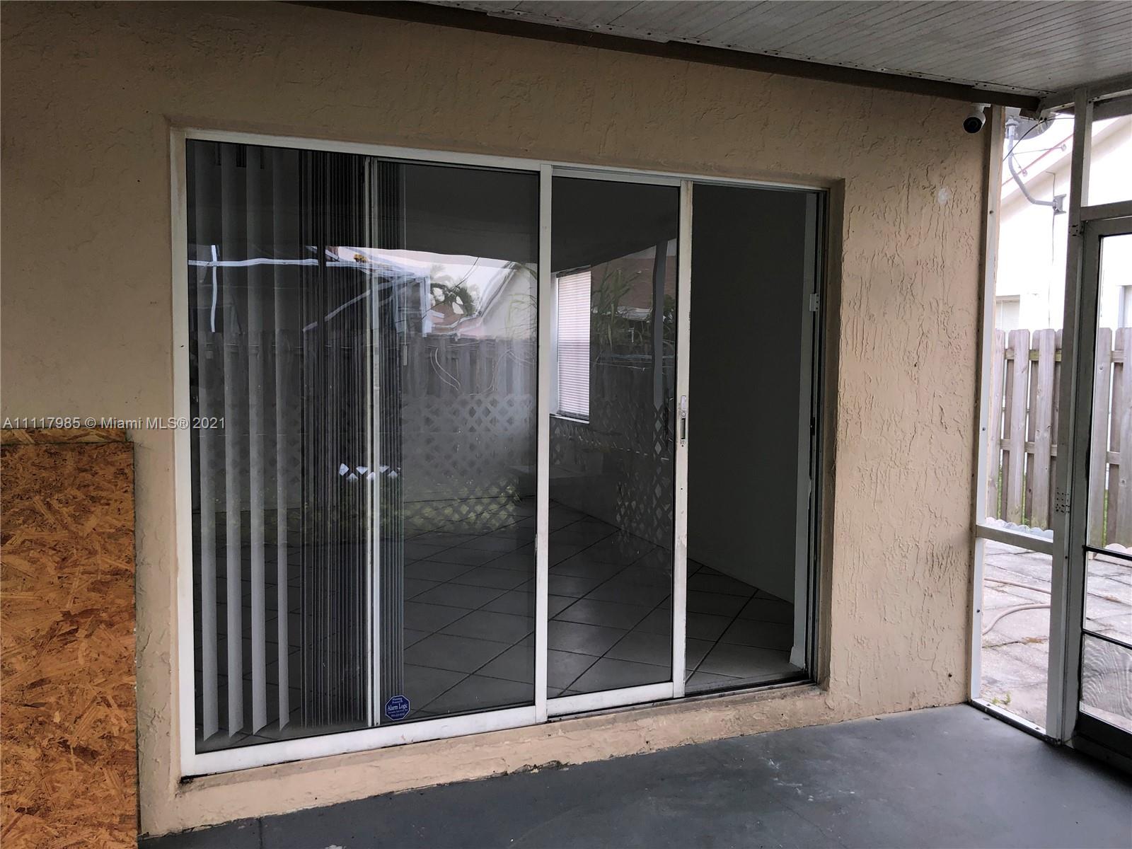 BANYAN ESTATES - Residential