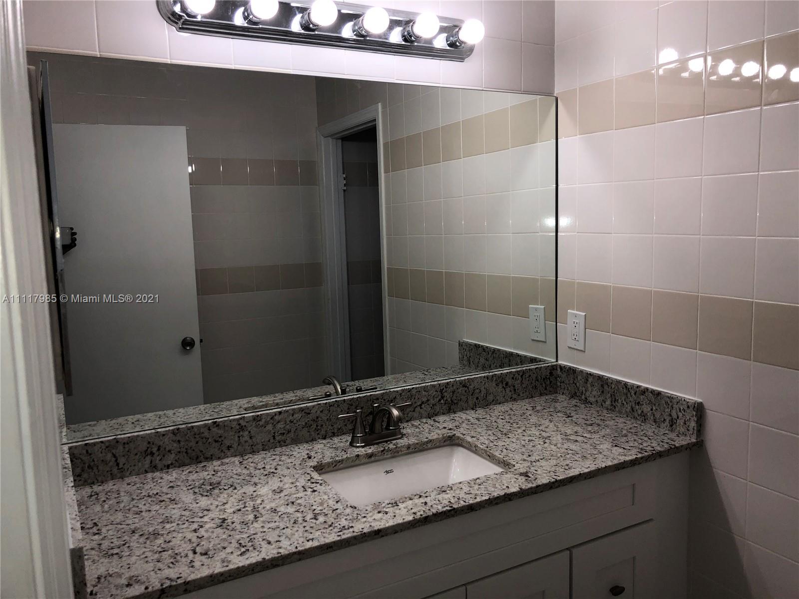 BANYAN ESTATES - Residential