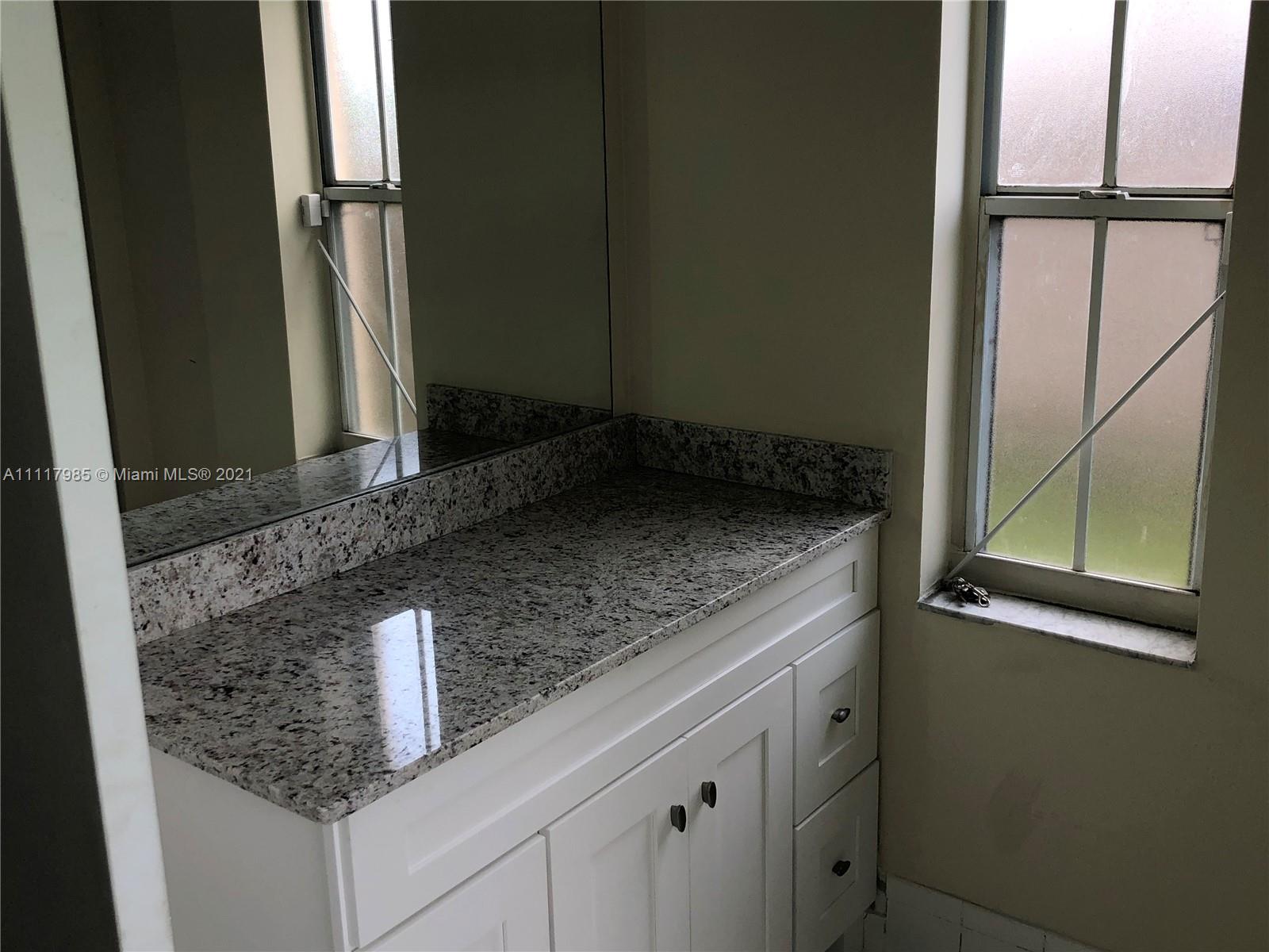 BANYAN ESTATES - Residential