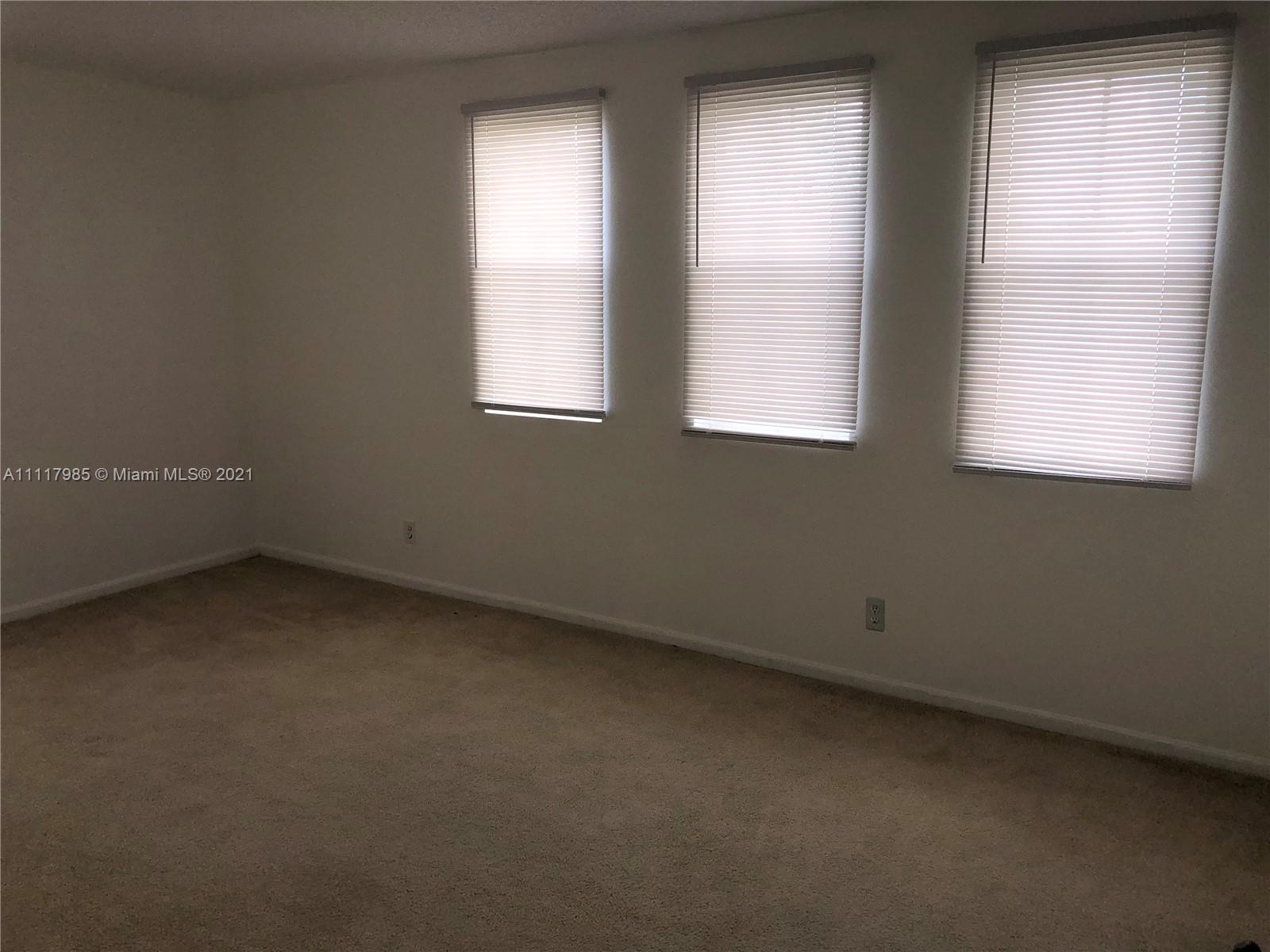 BANYAN ESTATES - Residential