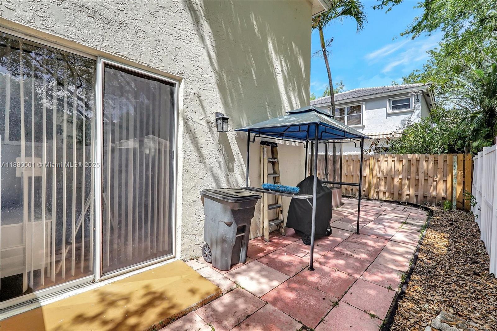 JACARANDA PARCEL 608 - Residential